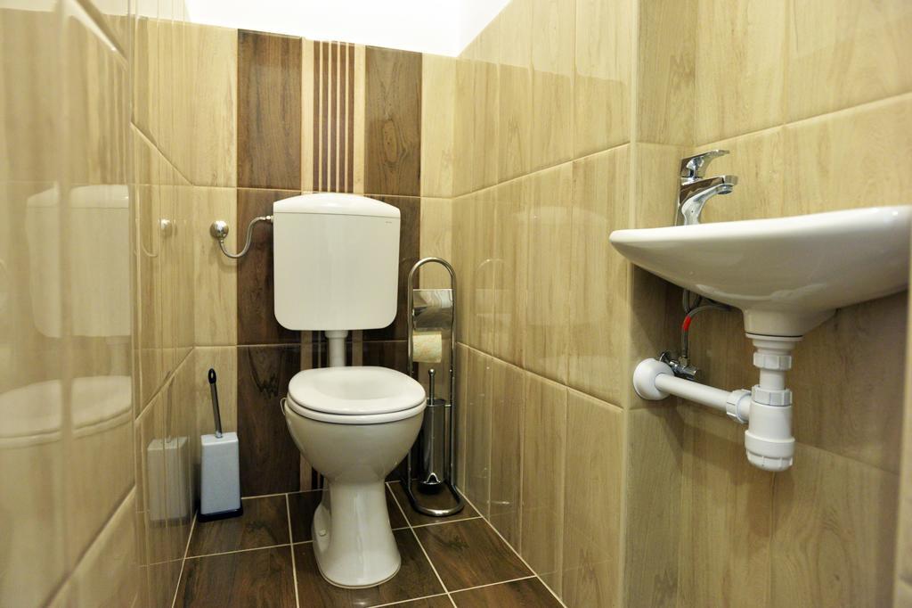 Foter Apartman Eger Luaran gambar